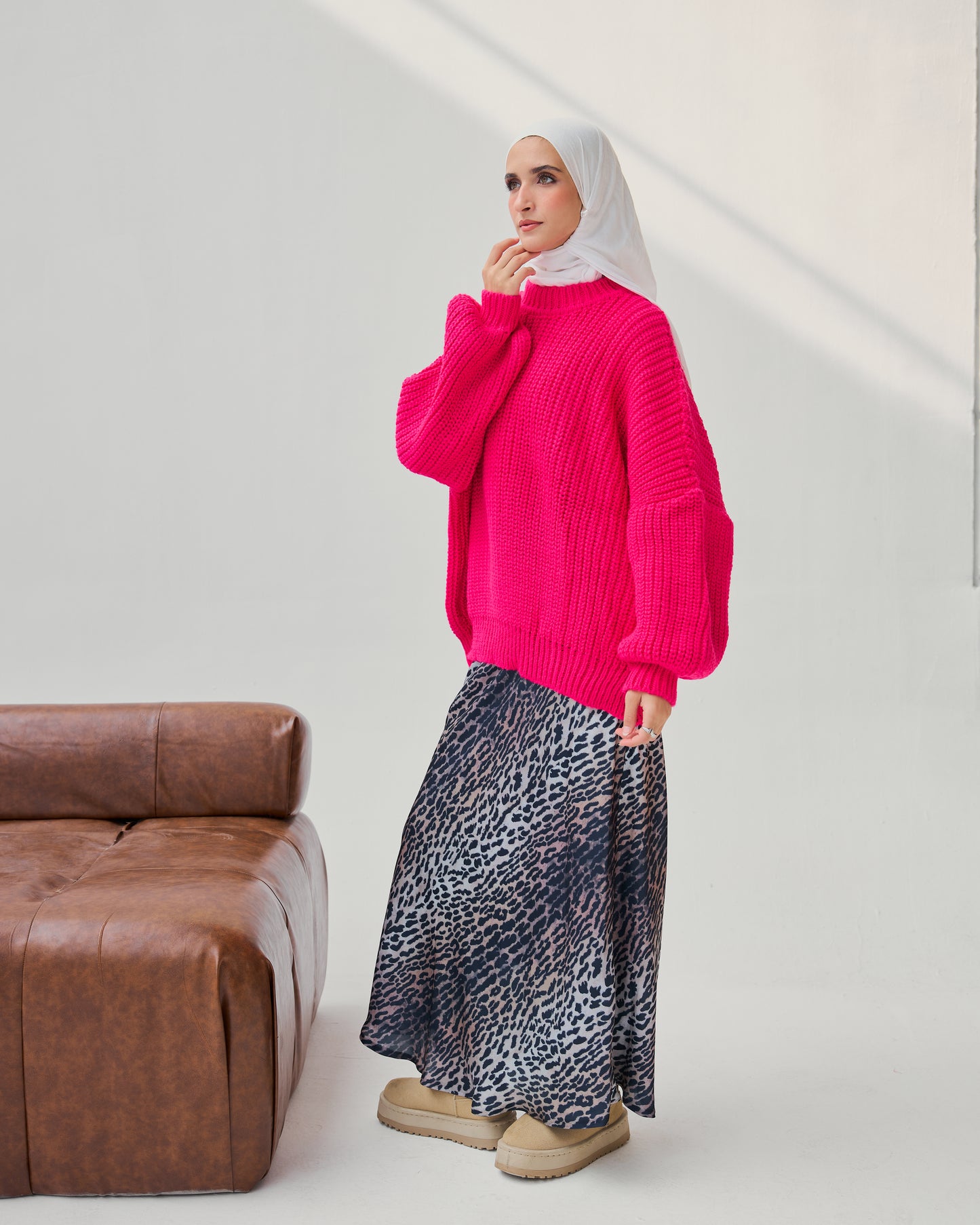 Oversized Chunky Knit Heavy Sweater in Hot Pink