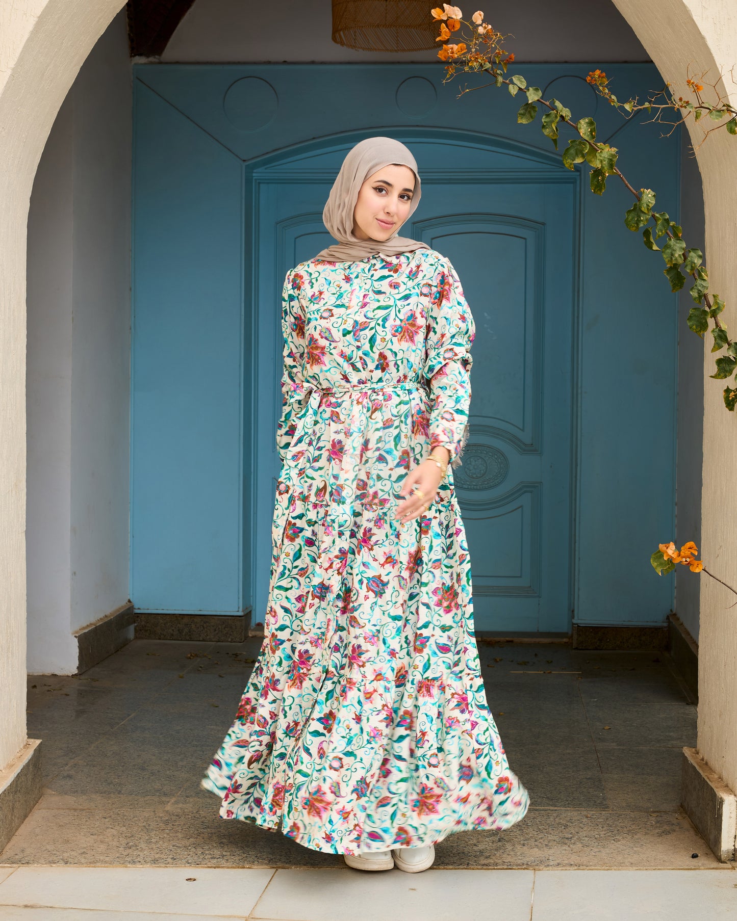Beige Floral Grace (PRE-ORDER)