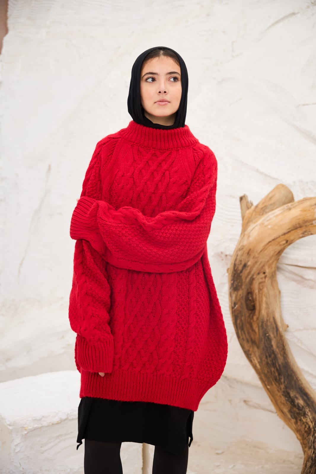 Oversized Cable-knit Sweater in Red