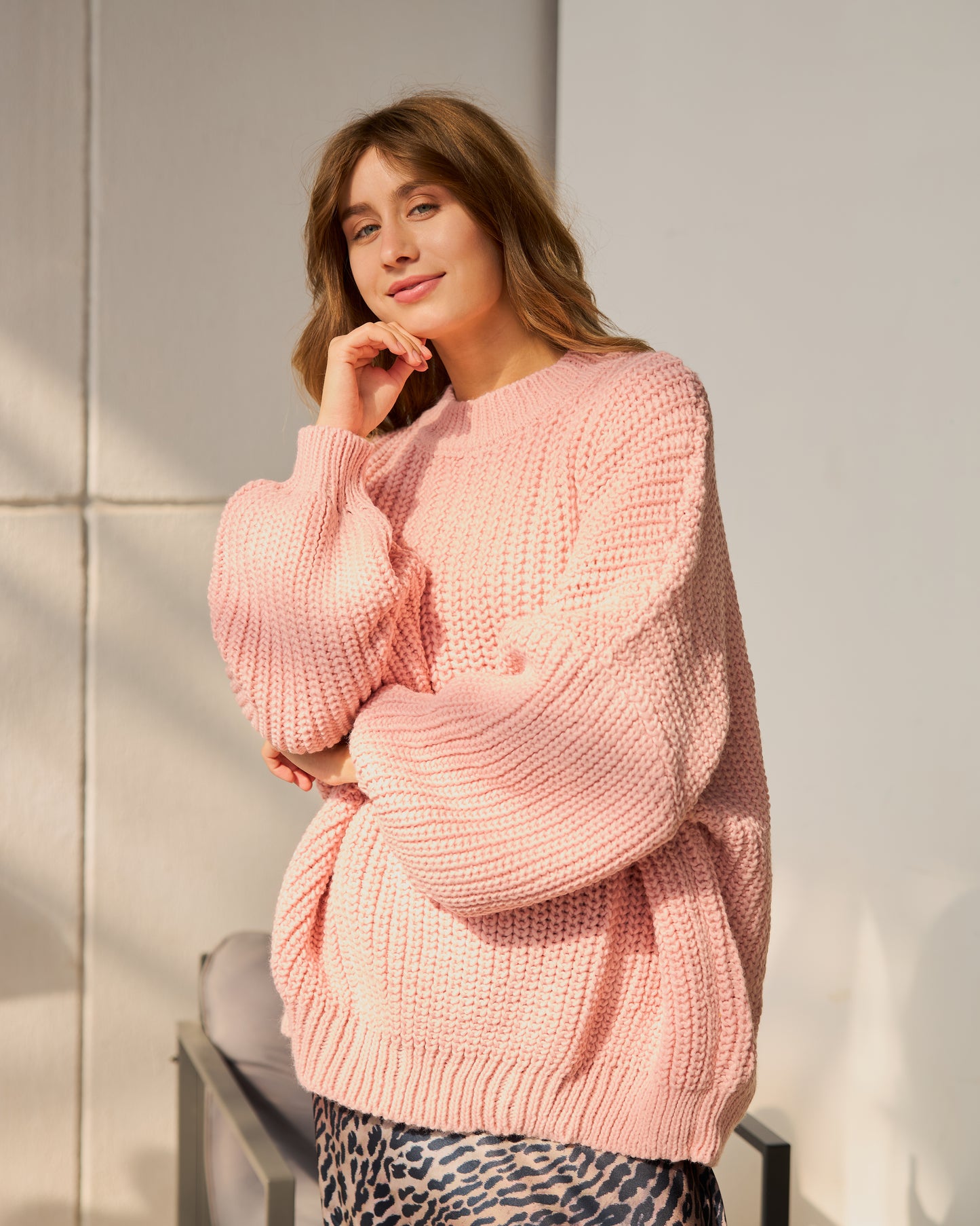 Oversized Chunky Knit Sweater in Rose