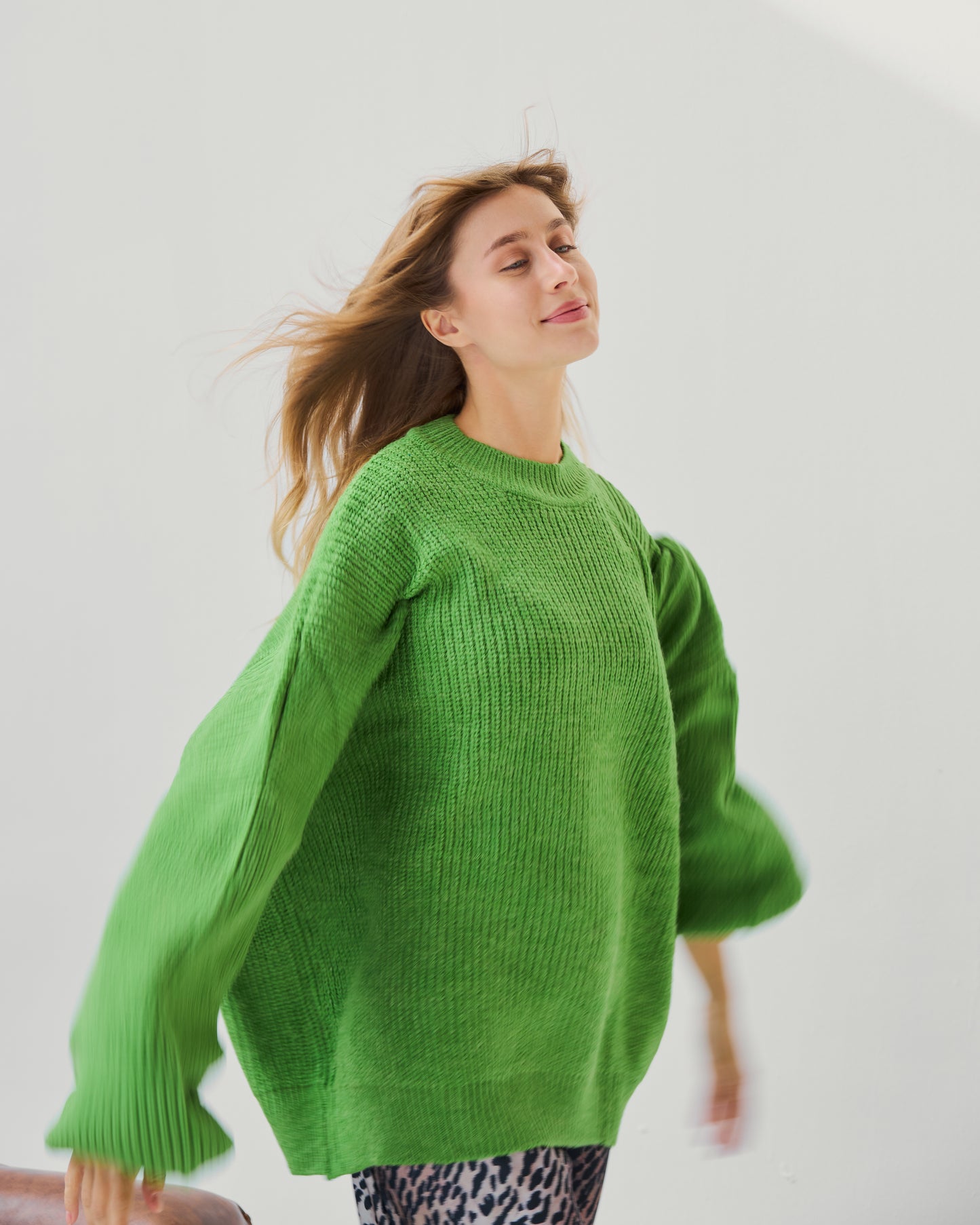 Oversized Chunky Knit Sweater in Kiwi Green