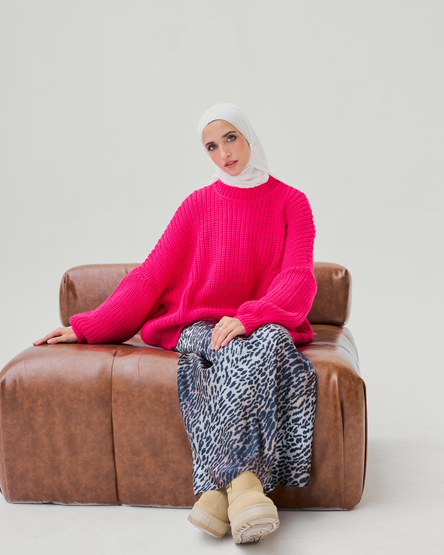 Oversized Chunky Knit Heavy Sweater in Hot Pink