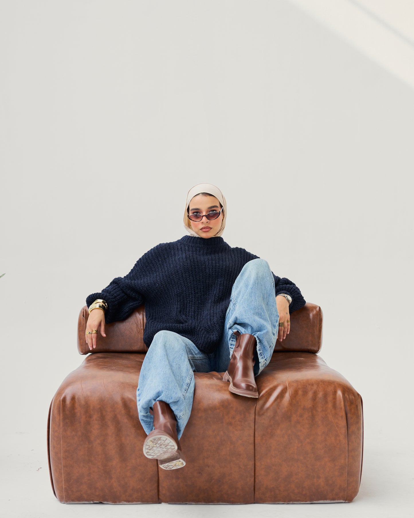 Oversized Chunky Knit Sweater in Dark Blue