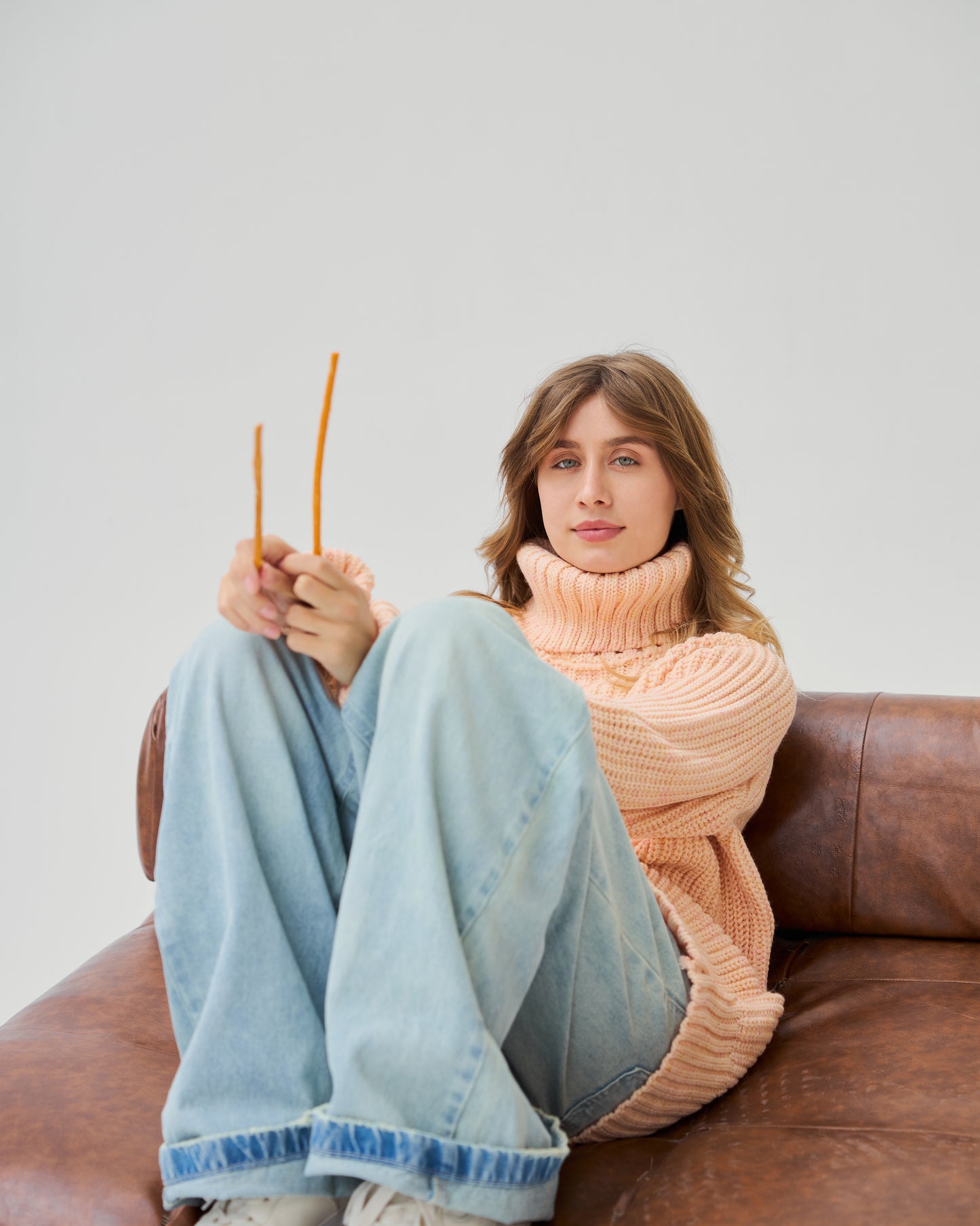 Everyday cozy sweater in light salmon