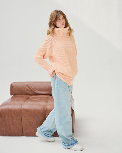 Everyday cozy sweater in light salmon