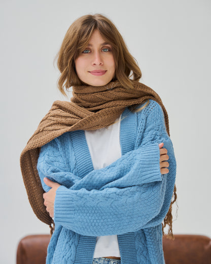Cable-knit scarf in cafe