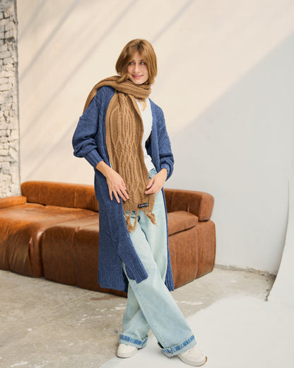 Cable-knit scarf in cafe