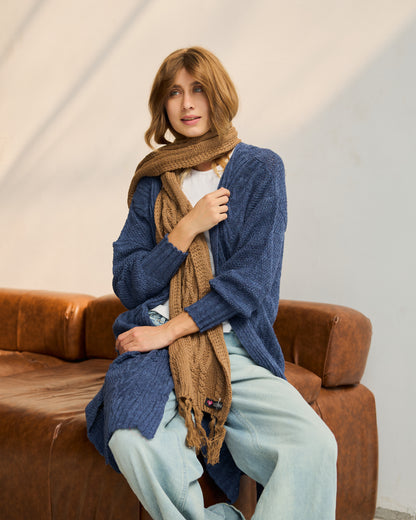 Cable-knit scarf in cafe