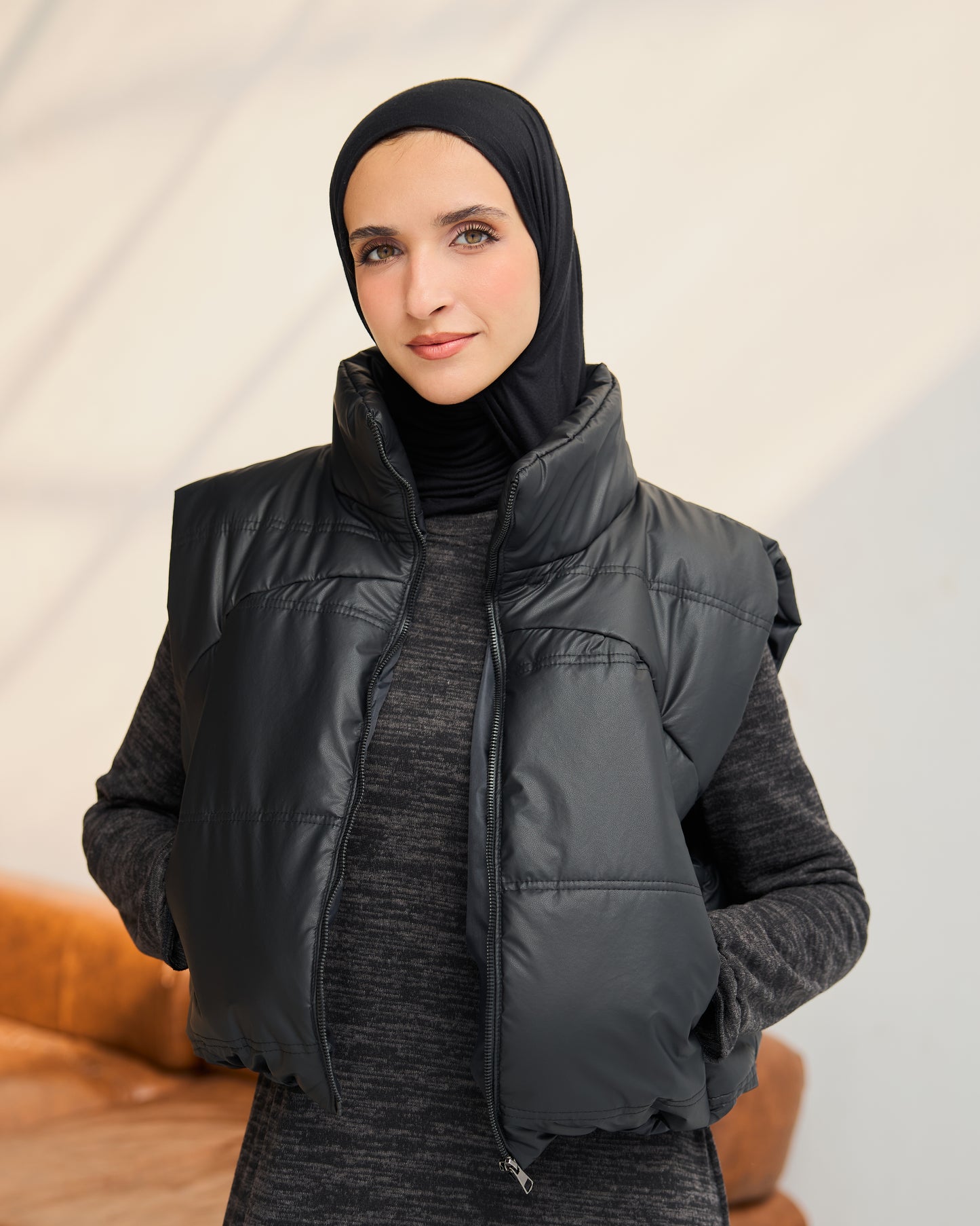 Cropped Puffer Vest in Black