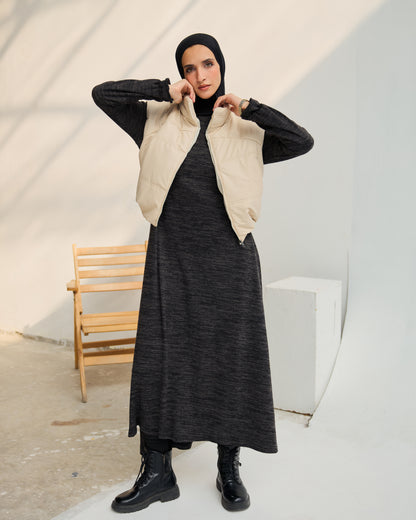Cropped Puffer Vest in Beige