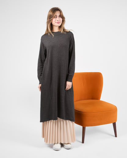Long Basic knitted Tunic in Charcoal