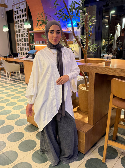 Amara Cardigan In White