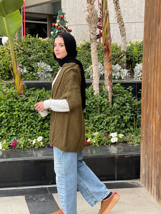 Knitted cap in olive