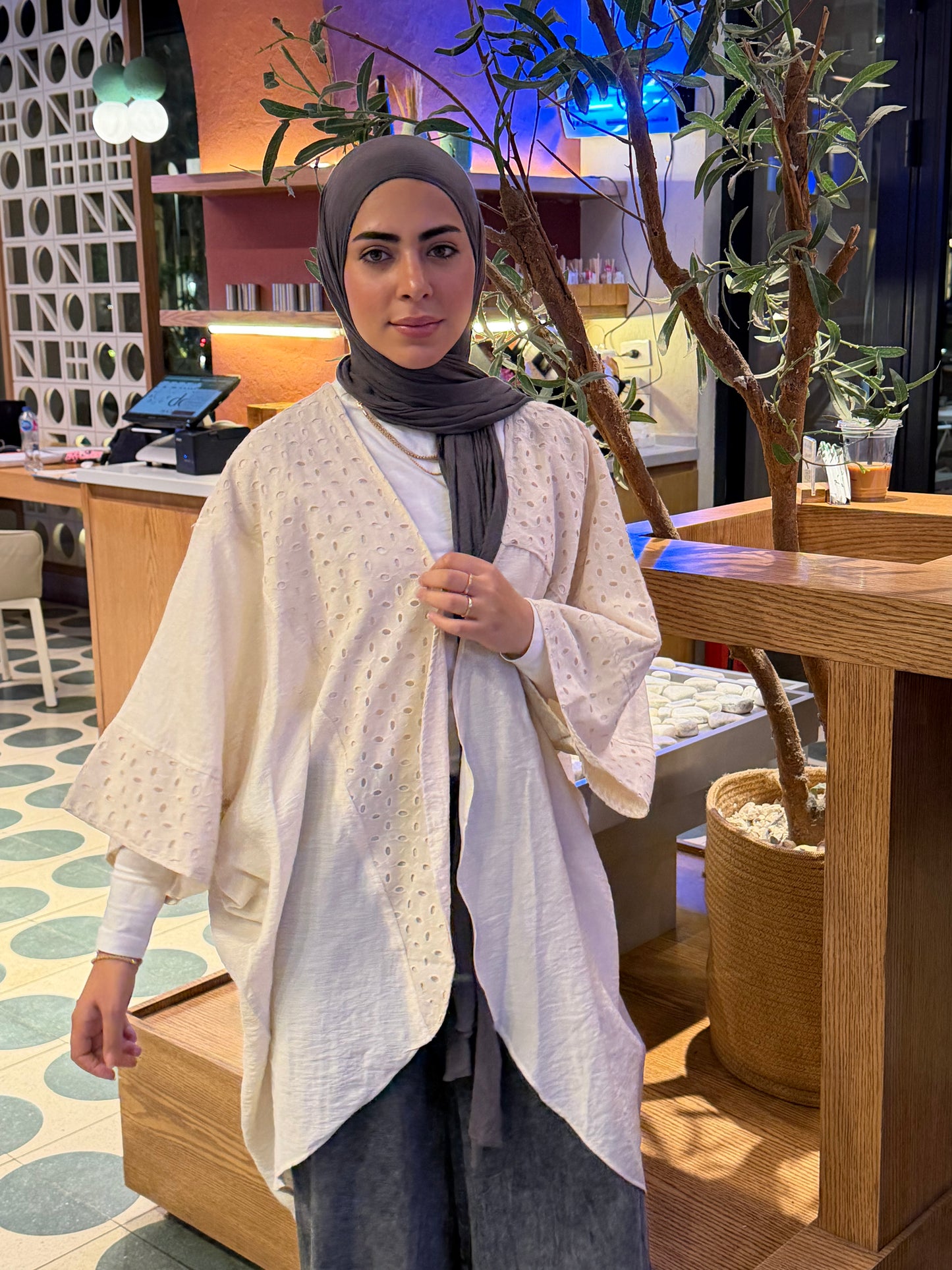 Amara Cardigan In Beige