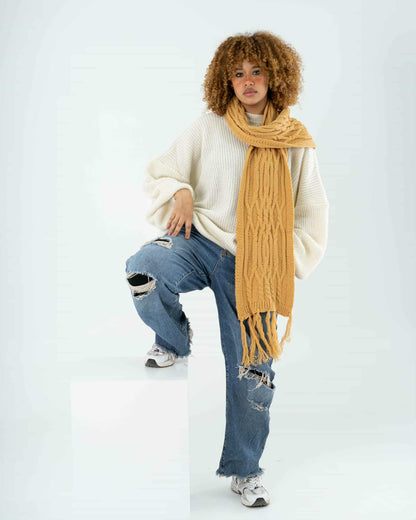 Over sized chunky sweater in off white