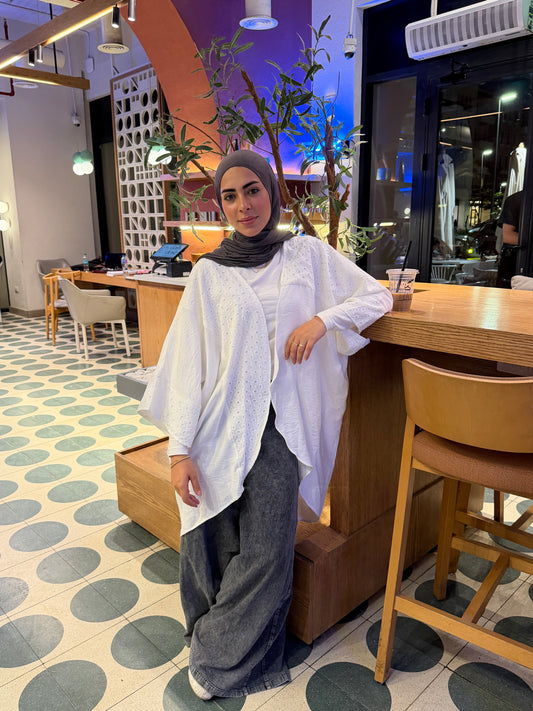 Amara Cardigan In White
