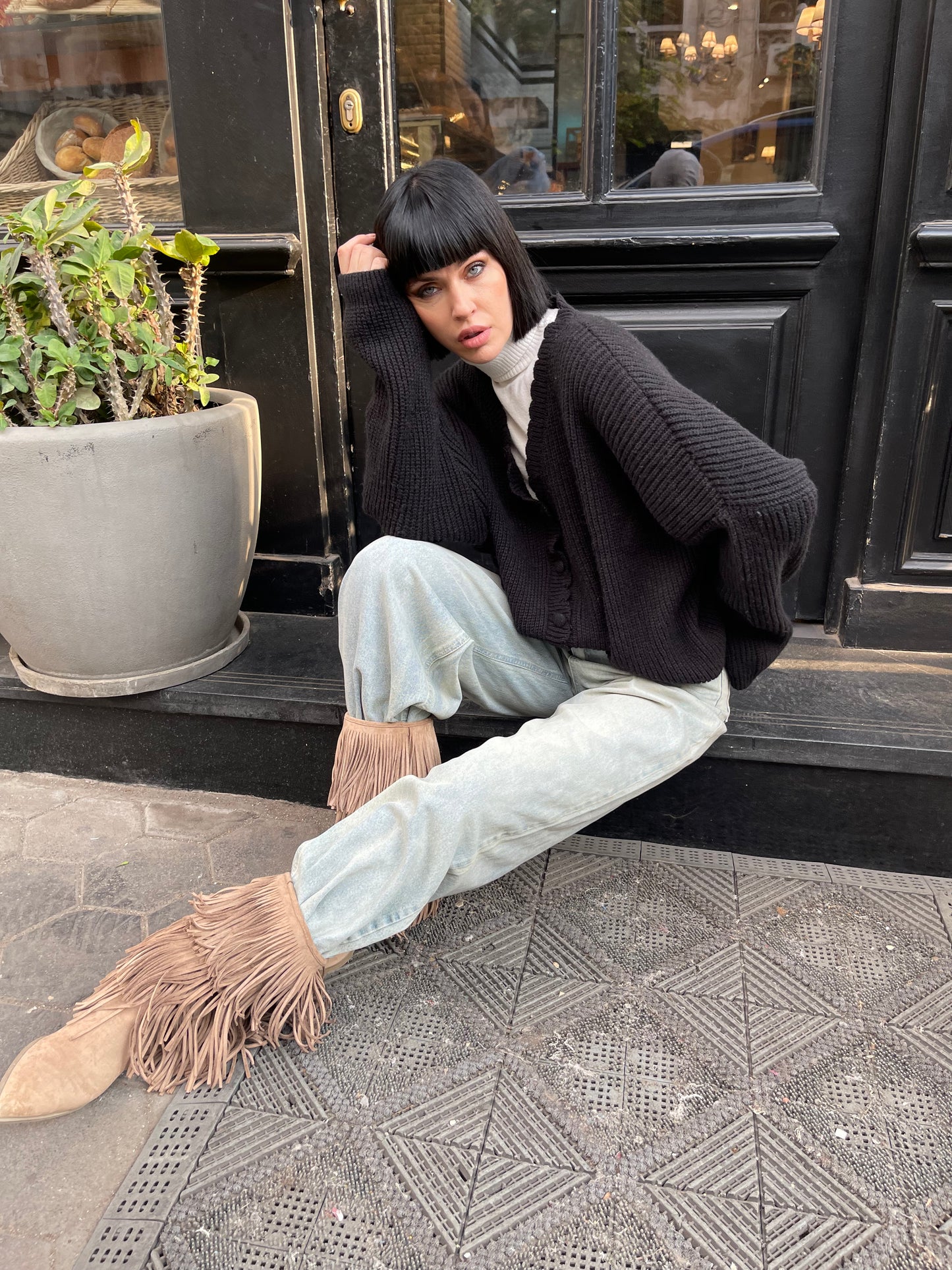 Sky Breeze Knitted Cardigan in black