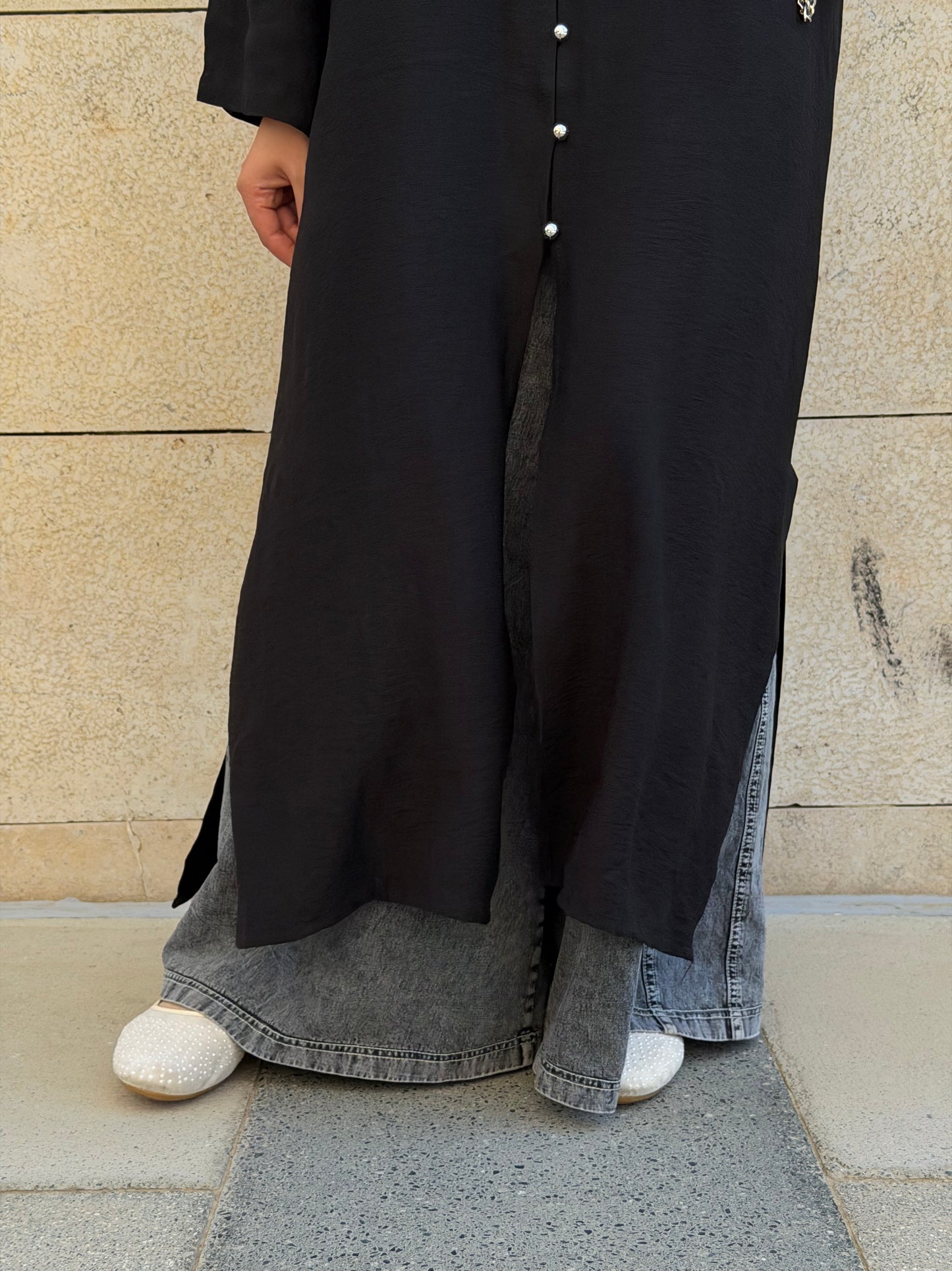 Pearl Button Long Tunic In Black