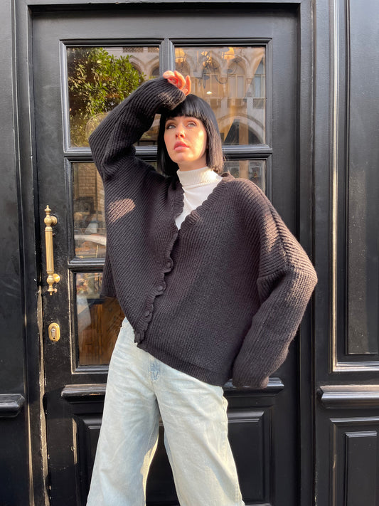 Sky Breeze Knitted Cardigan in black