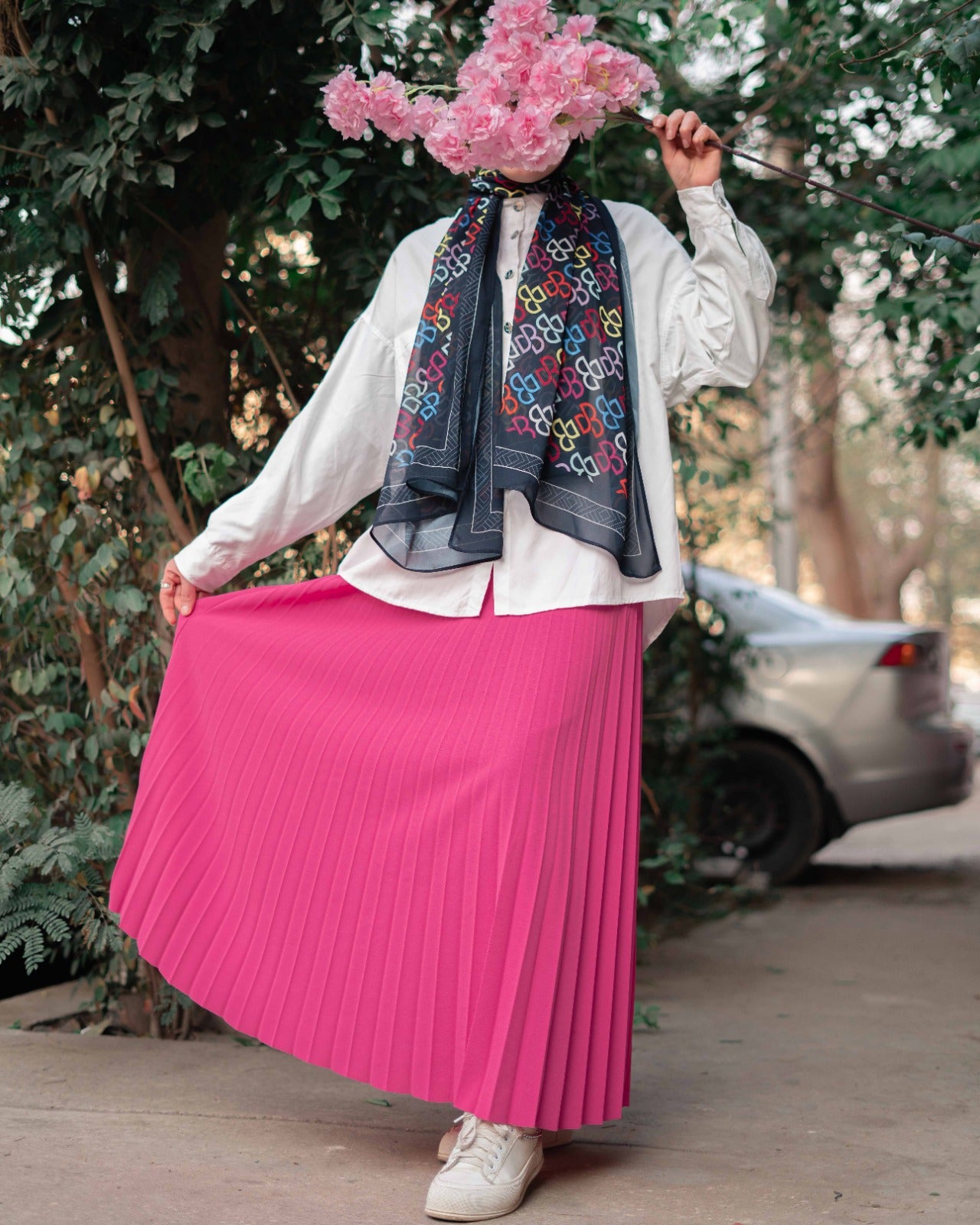 Plated skirt in bink