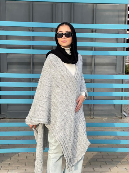 Cable-Knitted Cape in Grey