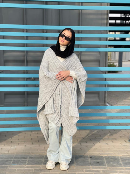Cable-Knitted Cape in Grey