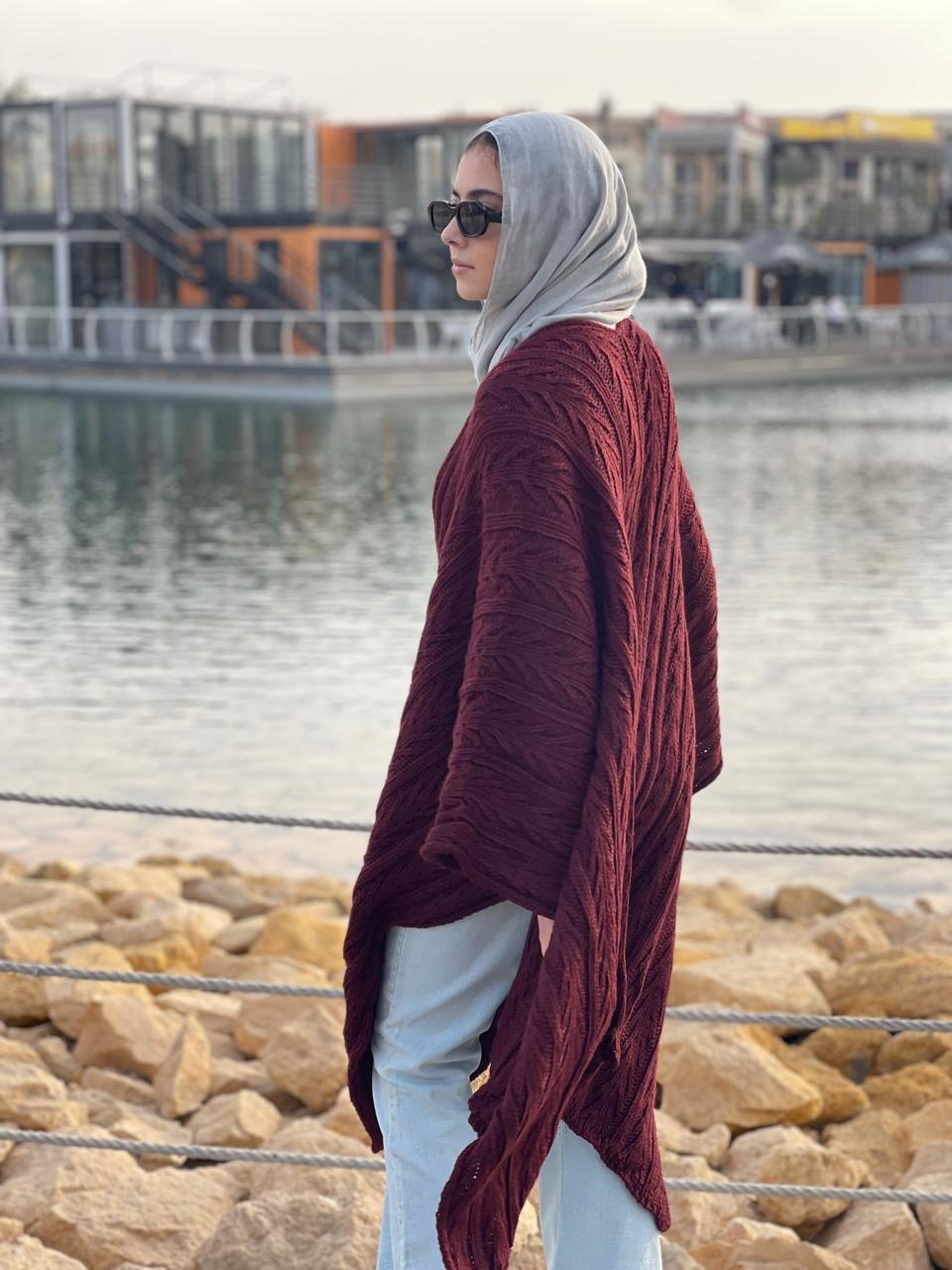 Cable-knitted Cape in Burgundy