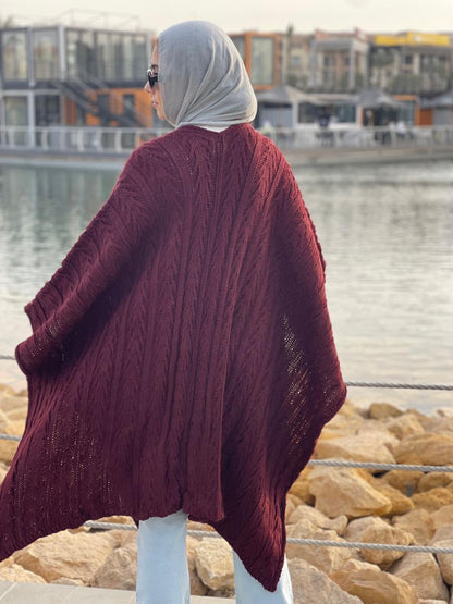 Cable-knitted Cape in Burgundy