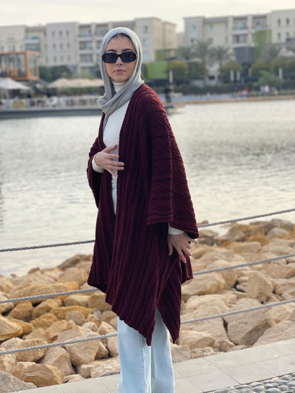 Cable-knitted Cape in Burgundy