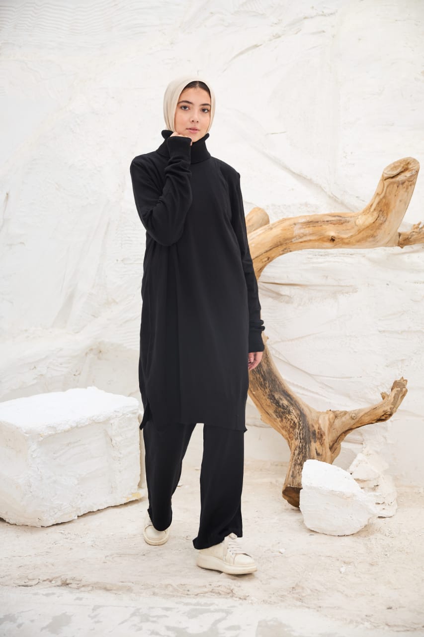 High-neck Longline Pullover in Black