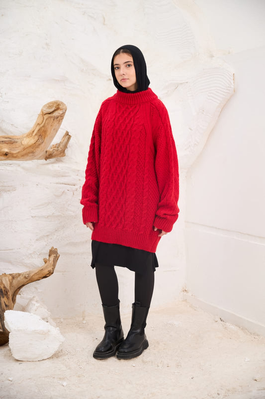 Oversized Cable-knit Sweater in Red