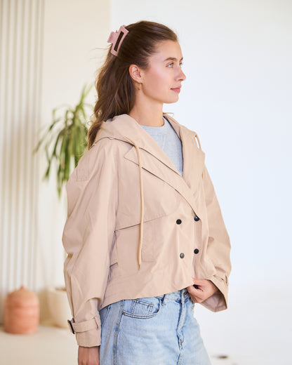 Hooded Cropped Trench Jacket – Classic Sand.
