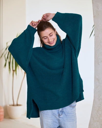 Cozy Emerald Green Oversized Turtleneck Sweater